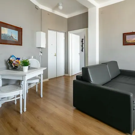 Culture Consalvo Otto Apartment